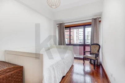 Apartamento T3 para Venda em Carnide