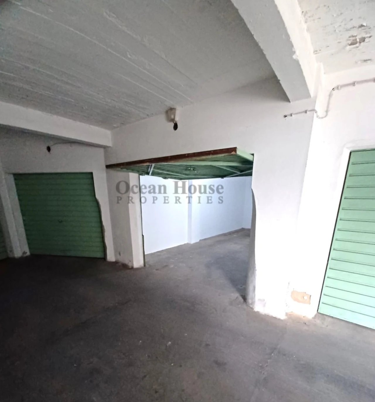 Garagem para Arrendamento em Faro (Sé e São Pedro) Foto 3