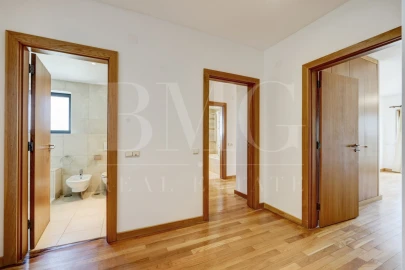 Apartamento T4 para Arrendamento em Parque das Nações