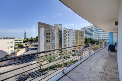 Apartamento T4 para Arrendamento em Parque das Nações