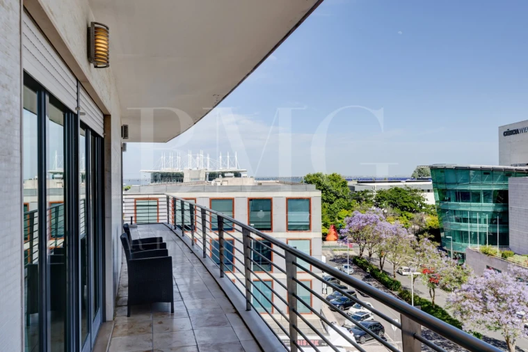 Apartamento T4 para Arrendamento em Parque das Nações Foto 28