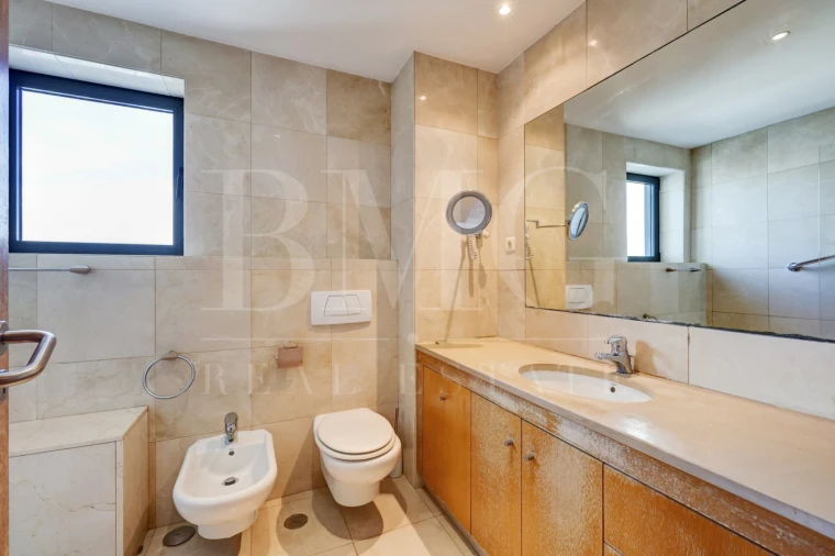 Apartamento T4 para Arrendamento em Parque das Nações Foto 34