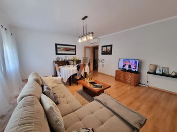 Apartamento T2 para Venda em Pechão