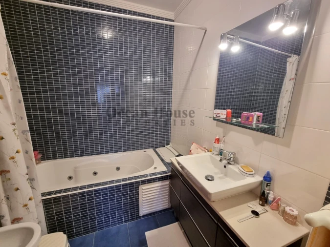 Apartamento T2 para Venda em Pechão Foto 7
