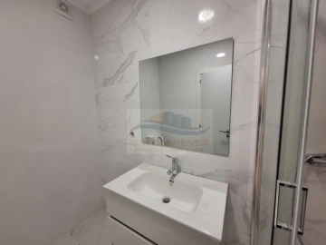 Apartamento T2 para Venda em Falagueira-Venda Nova