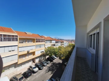 Apartamento T2 para Venda em Falagueira-Venda Nova