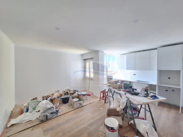 Apartamento T2 para Venda em Falagueira-Venda Nova