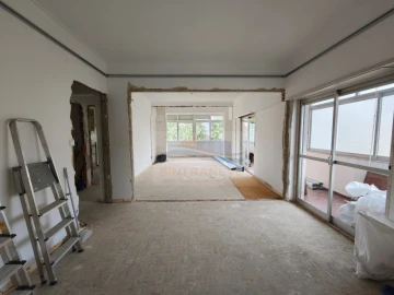 Apartamento T2 para Venda em Odivelas