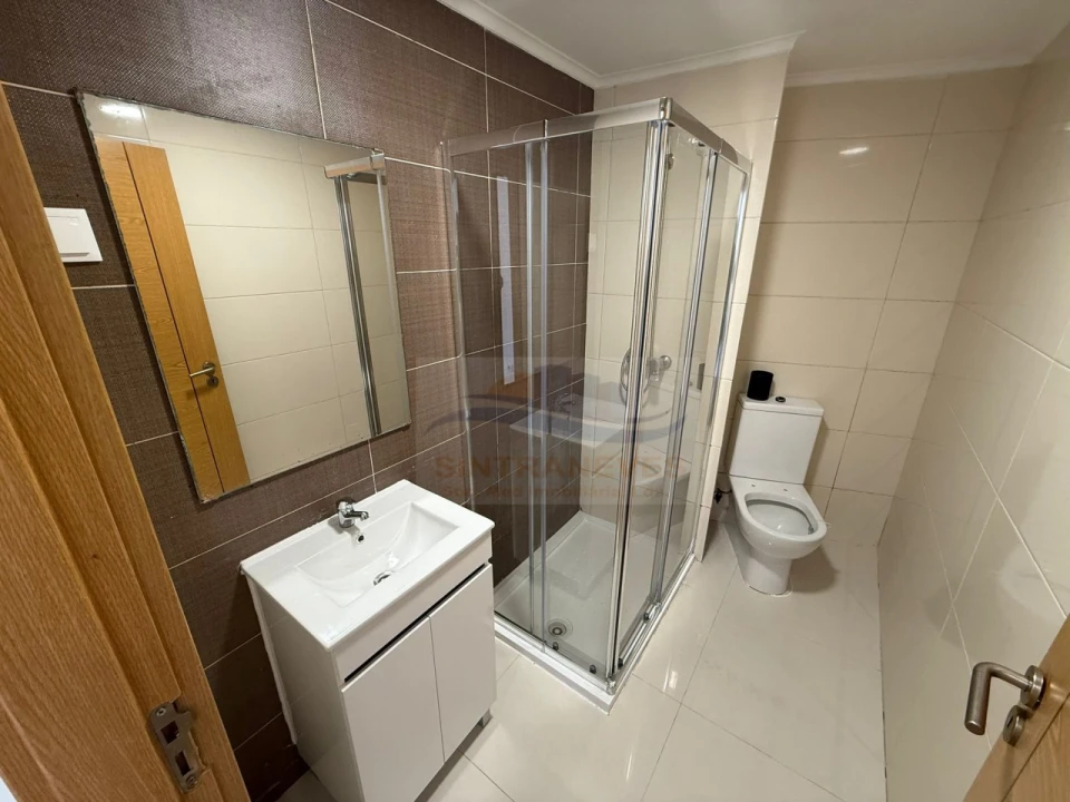 Apartamento T3 para Venda em Venteira Foto 14