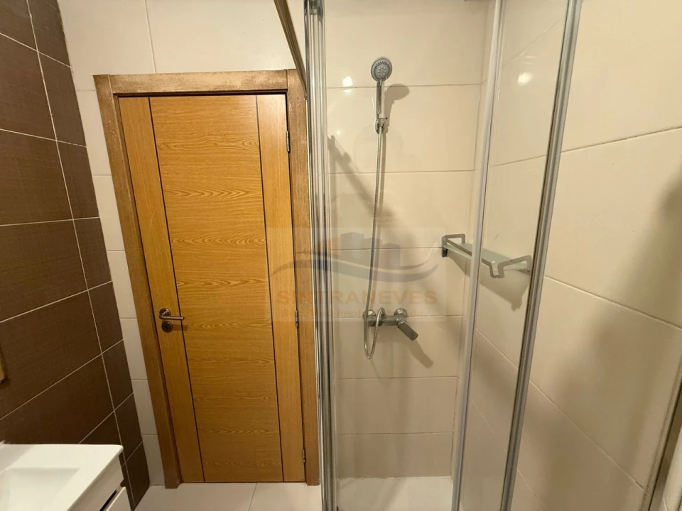 Apartamento T3 para Venda em Venteira Foto 17
