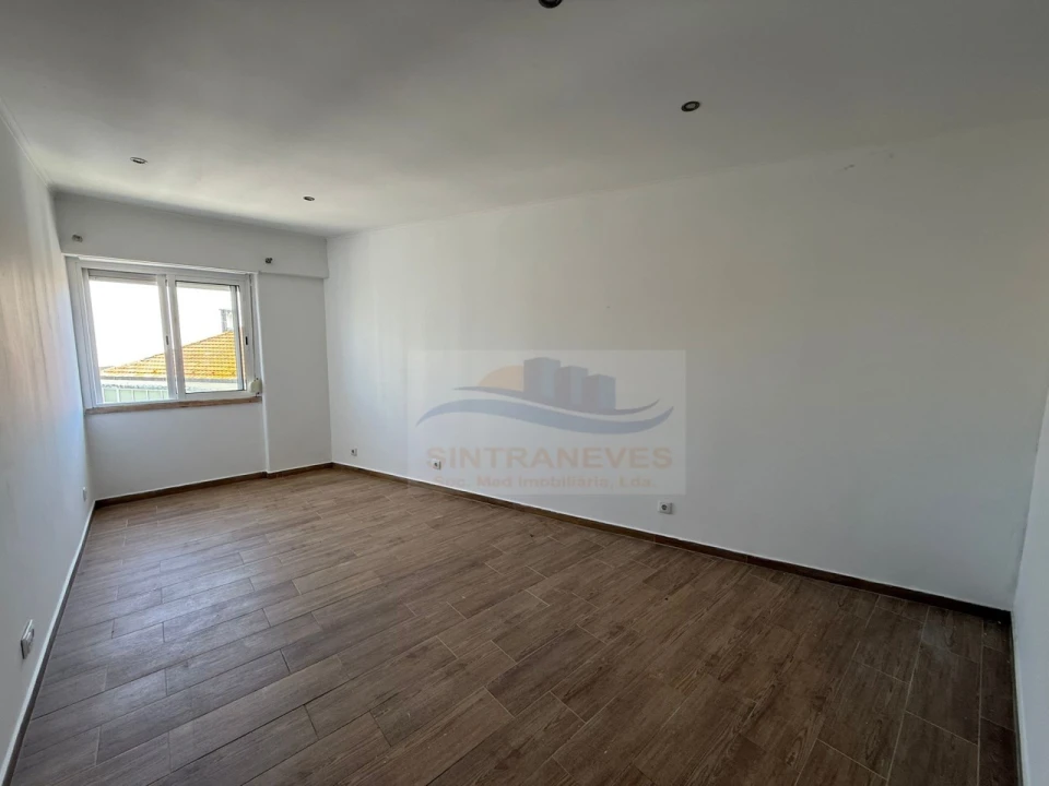 Apartamento T3 para Venda em Venteira Foto 21
