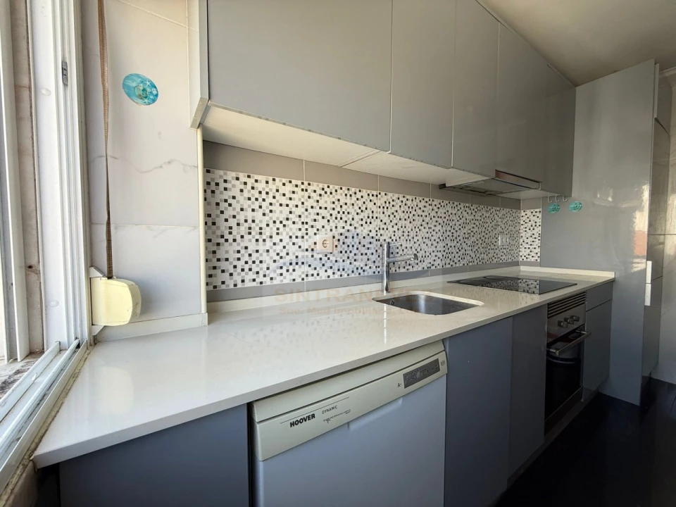 Apartamento T3 para Venda em Venteira Foto 23