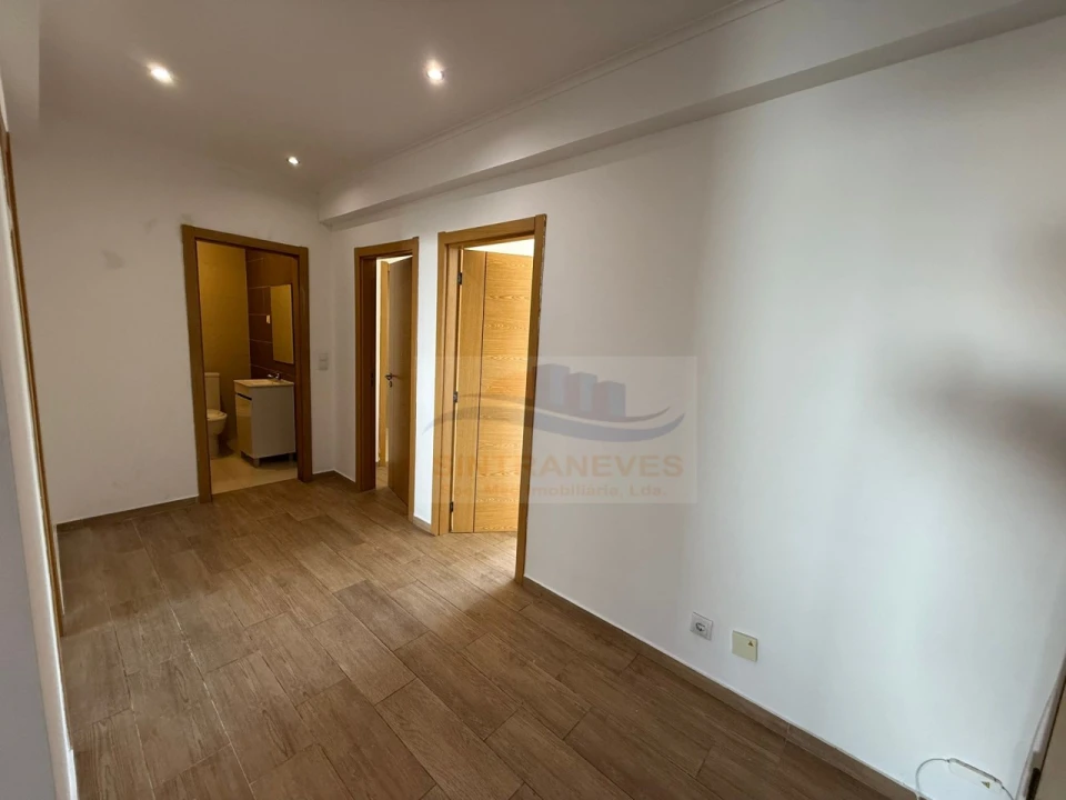 Apartamento T3 para Venda em Venteira Foto 31