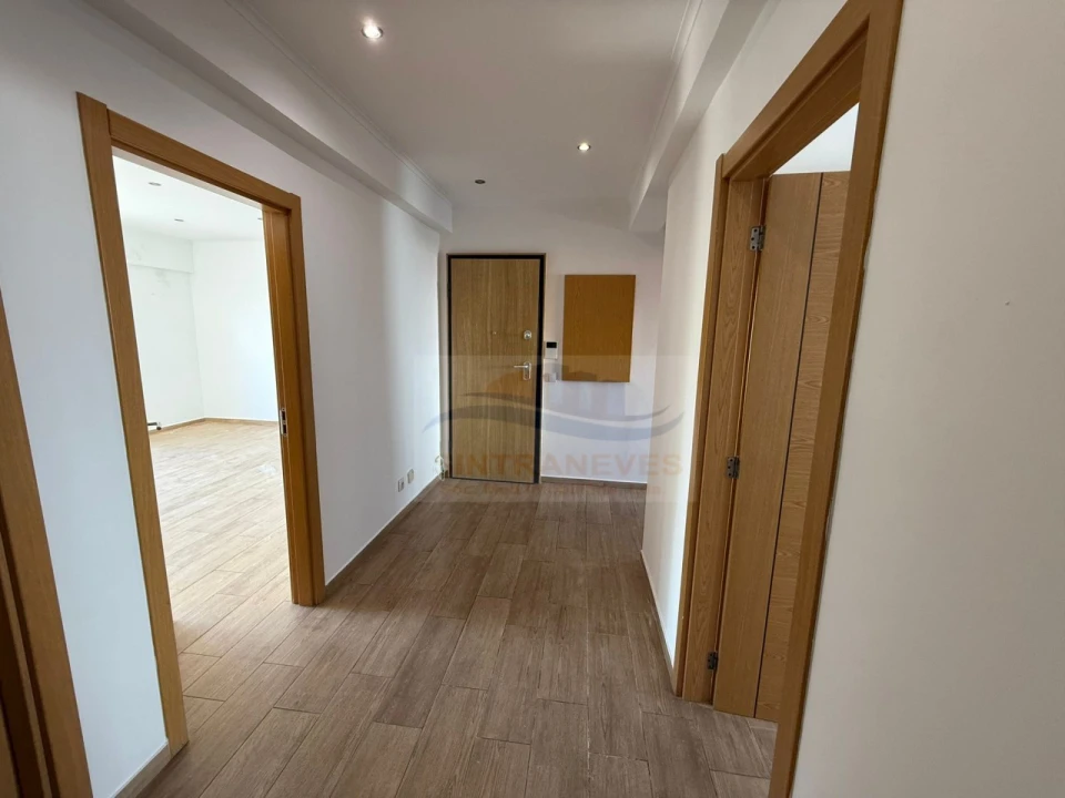 Apartamento T3 para Venda em Venteira Foto 33
