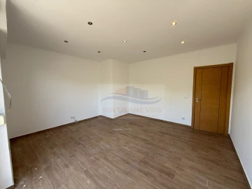 Apartamento T3 para Venda em Venteira