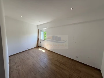 Apartamento T3 para Venda em Venteira