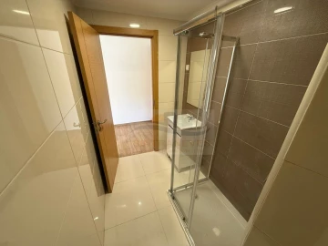 Apartamento T3 para Venda em Venteira