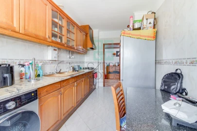 Apartamento T2 para Venda em Póvoa de Santa Iria e Forte da Casa