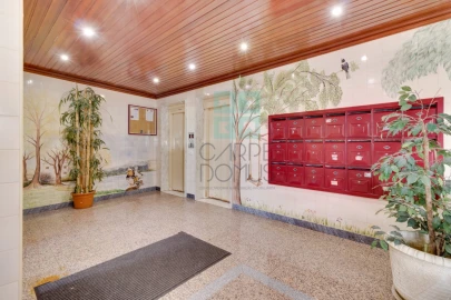 Apartamento T2 para Venda em Póvoa de Santa Iria e Forte da Casa