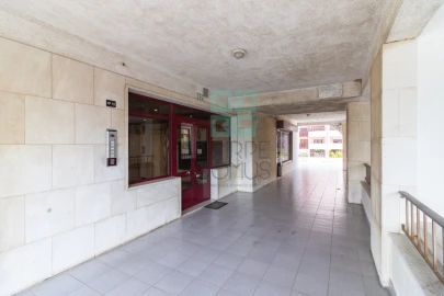 Apartamento T2 para Venda em Póvoa de Santa Iria e Forte da Casa