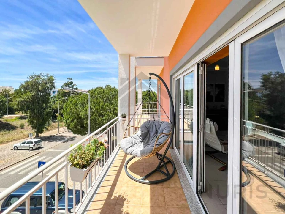 Apartamento T3 para Venda em Estômbar e Parchal Foto 7