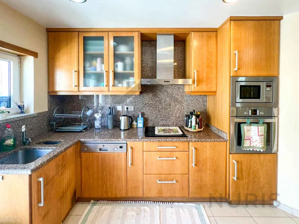 Apartamento T3 para Venda em Estômbar e Parchal Foto 9