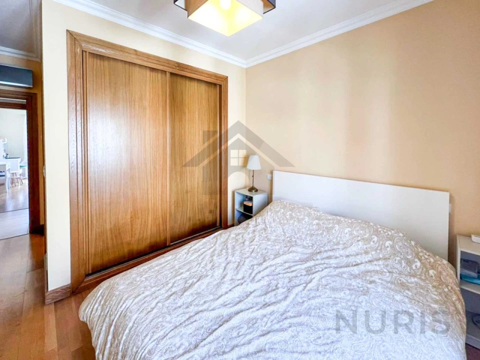 Apartamento T3 para Venda em Estômbar e Parchal Foto 17