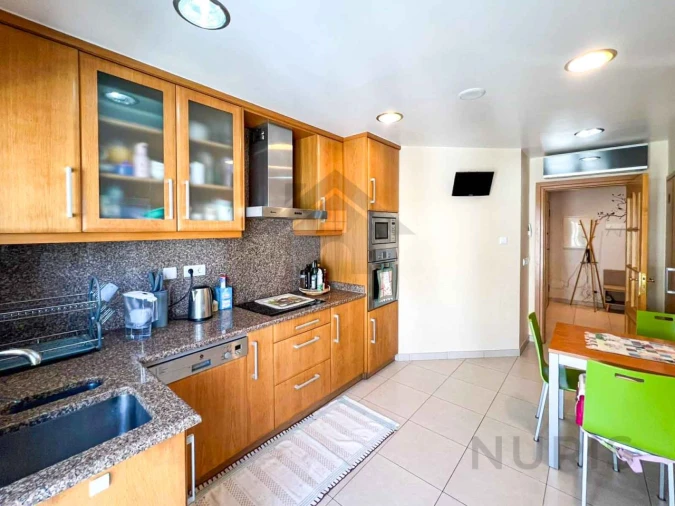 Apartamento T3 para Venda em Estômbar e Parchal Foto 8