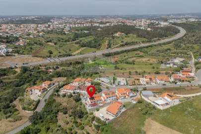 Moradia T4 para Venda em Leiria, Pousos, Barreira e Cortes