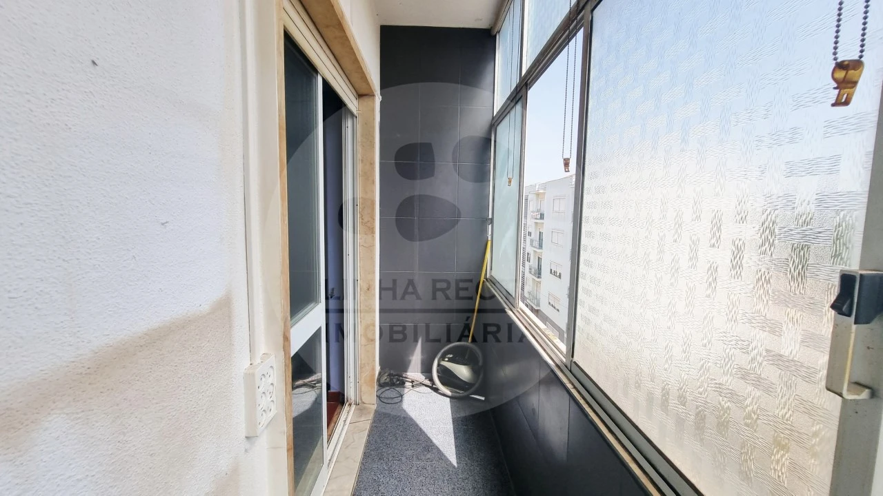 Apartamento T3 para Venda em Seixal, Arrentela e Aldeia de Paio Pires Foto 11