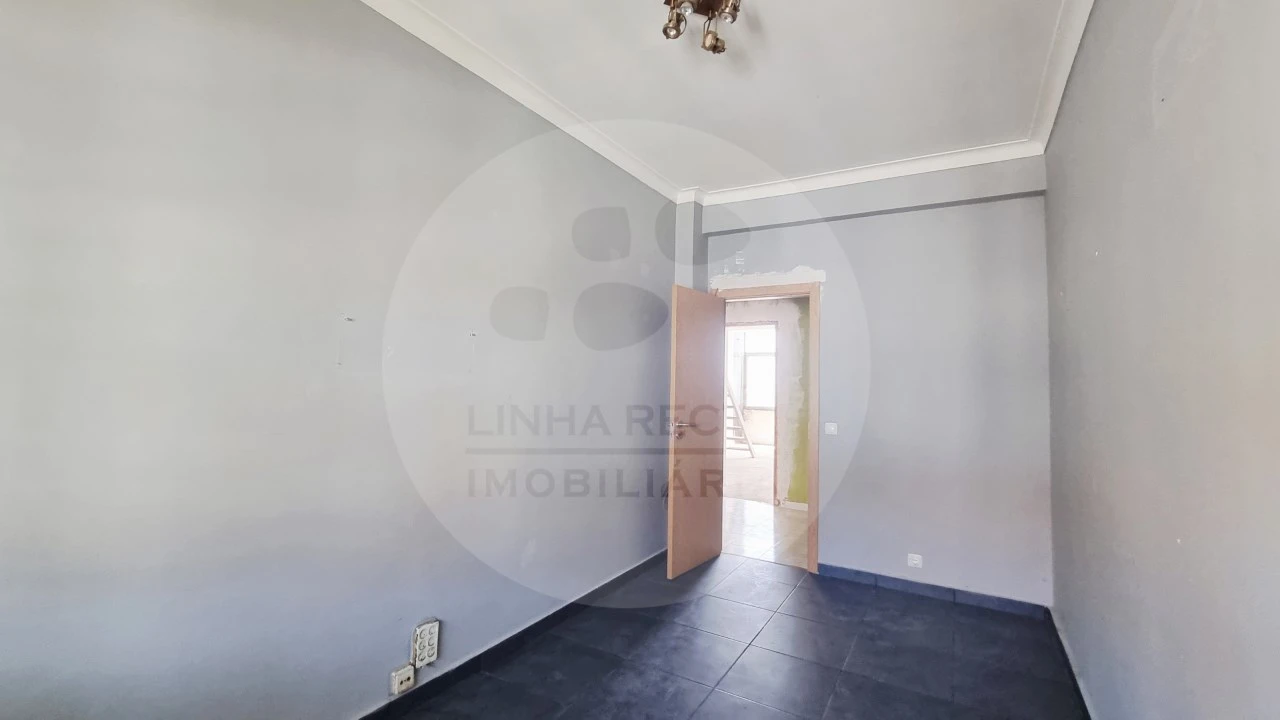 Apartamento T3 para Venda em Seixal, Arrentela e Aldeia de Paio Pires Foto 10
