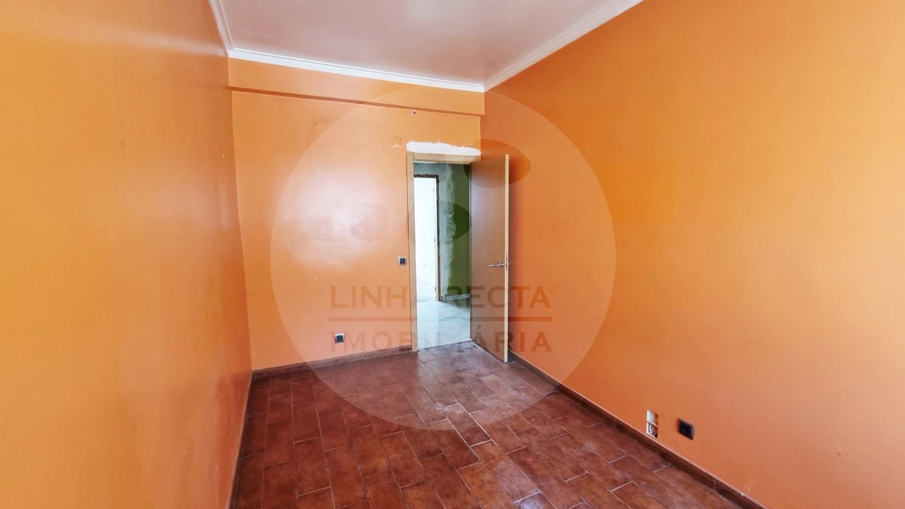 Apartamento T3 para Venda em Seixal, Arrentela e Aldeia de Paio Pires Foto 16