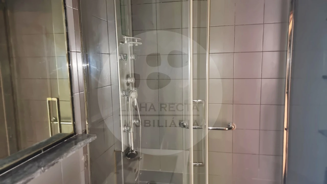 Apartamento T3 para Venda em Seixal, Arrentela e Aldeia de Paio Pires Foto 20