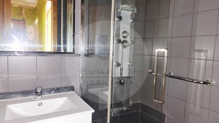 Apartamento T3 para Venda em Seixal, Arrentela e Aldeia de Paio Pires Foto 12