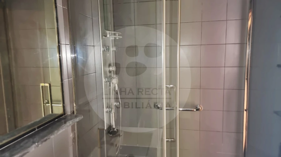 Apartamento T3 para Venda em Seixal, Arrentela e Aldeia de Paio Pires Foto 20