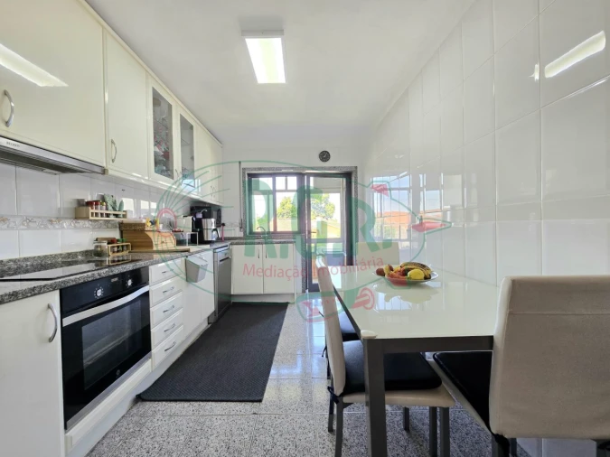 Apartamento T2 para Venda em Gondomar (São Cosme), Valbom e Jovim Foto 14