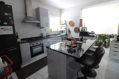 Moradia T5 para Venda em Amora