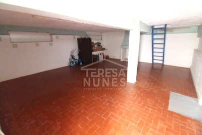 Moradia T5 para Venda em Amora