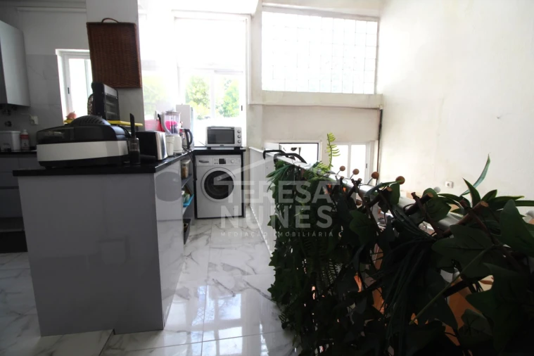 Moradia T5 para Venda em Amora Foto 10