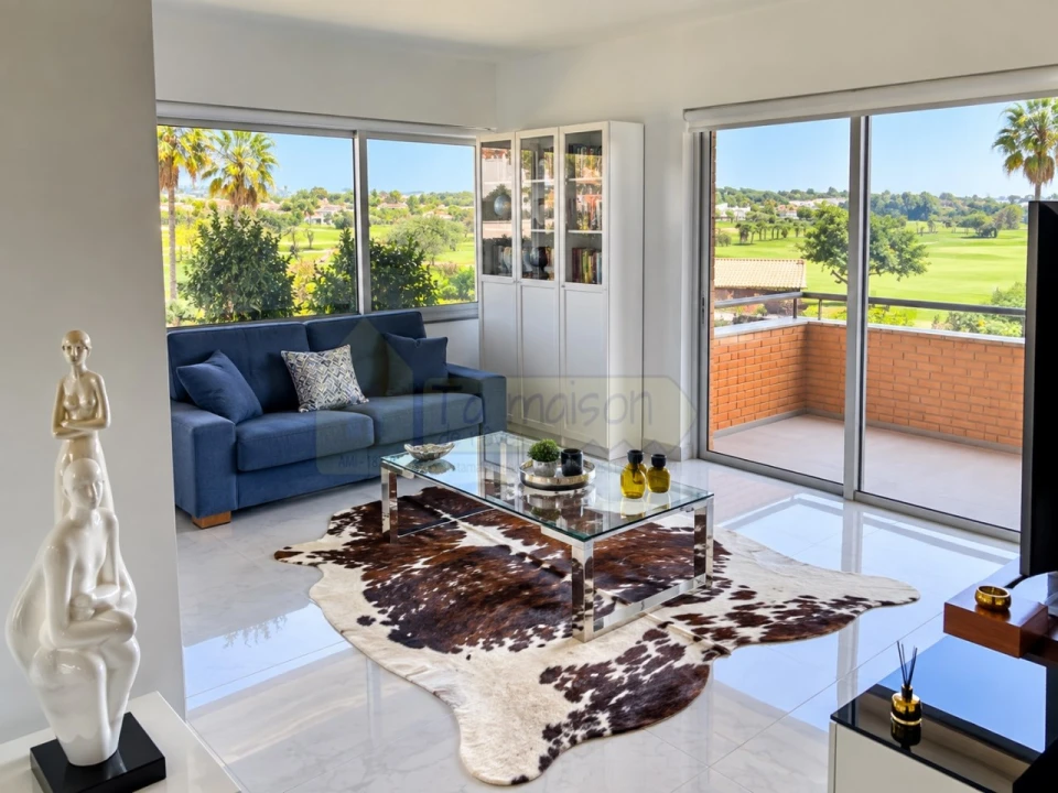 Apartamento T2 para Venda em Quarteira Foto 1