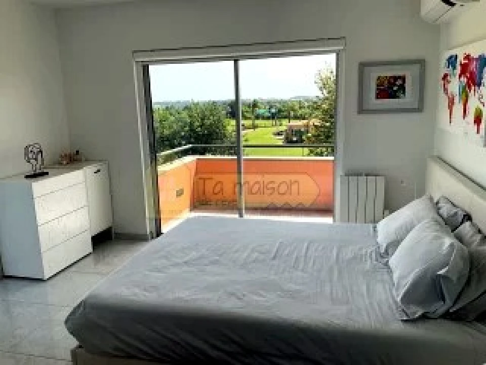 Apartamento T2 para Venda em Quarteira Foto 28