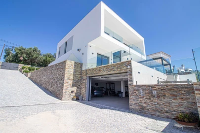 Moradia T5 para Venda em Loule (São Clemente)