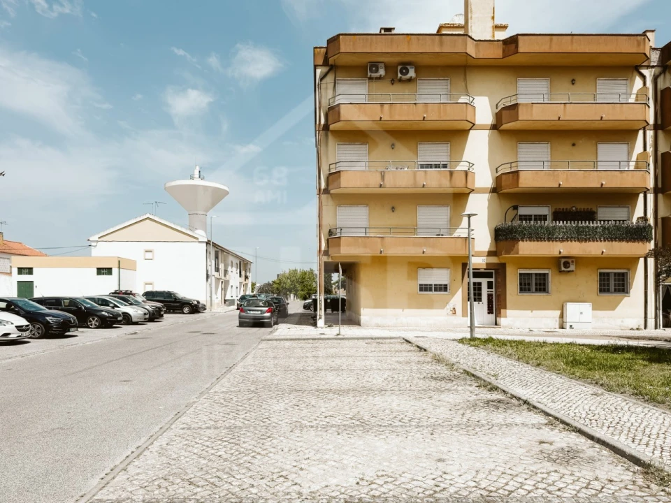 Apartamento T2 para Venda em Benavente Foto 20