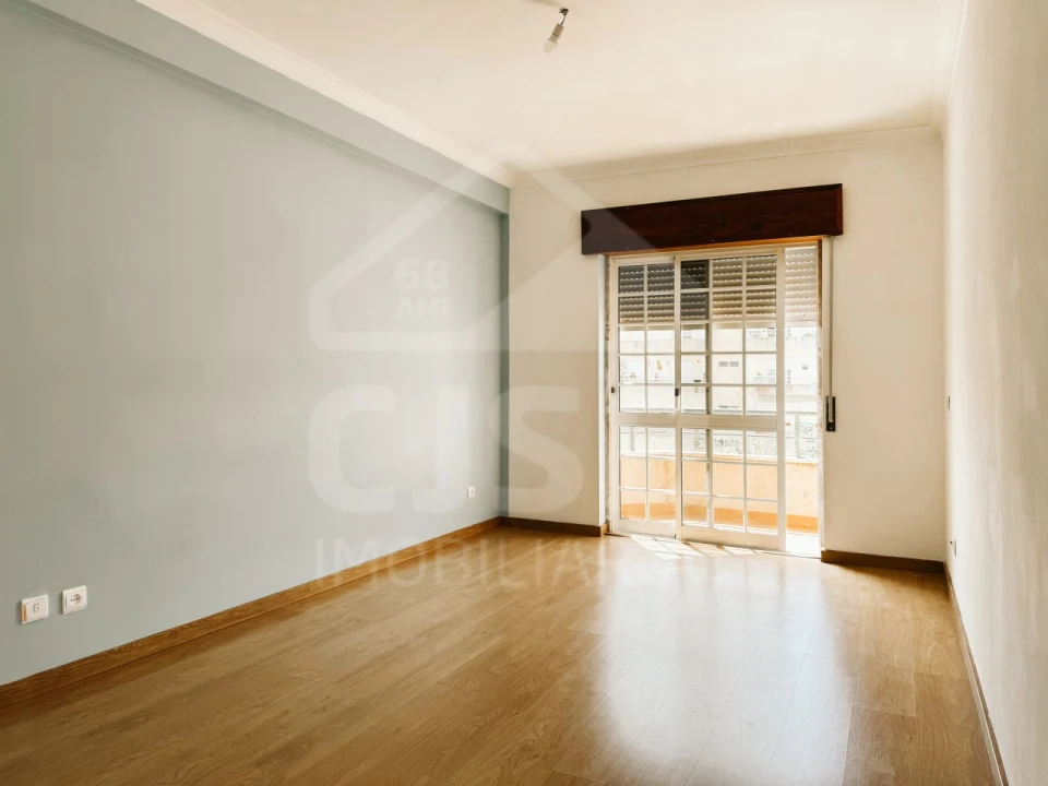 Apartamento T2 para Venda em Benavente Foto 13