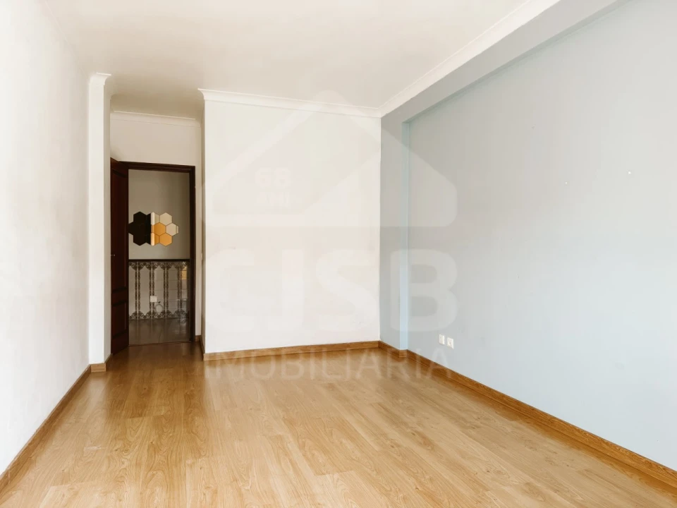Apartamento T2 para Venda em Benavente Foto 14