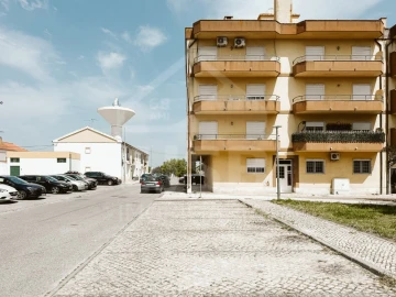 Apartamento T2 para Venda em Benavente