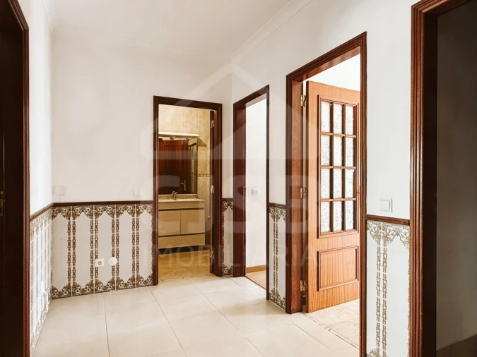 Apartamento T2 para Venda em Benavente Foto 9