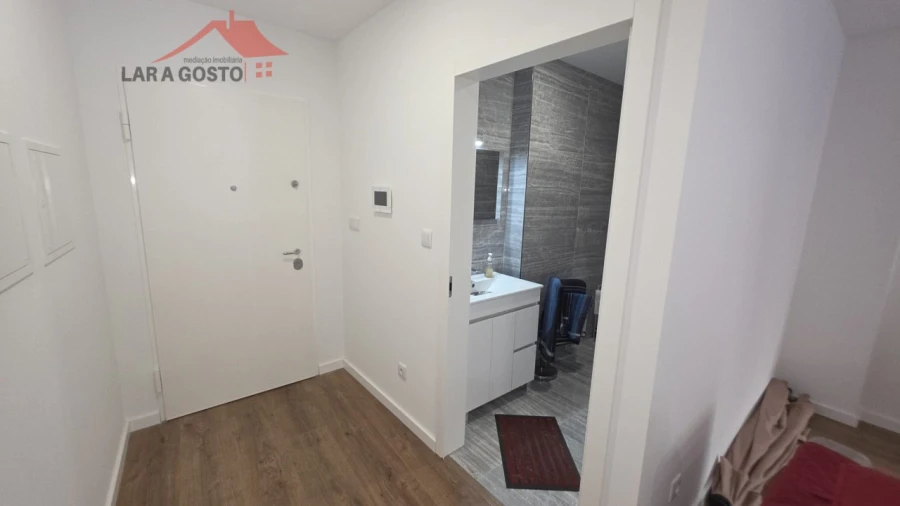 Apartamento T1 para Venda em Macedo de Cavaleiros Foto 2