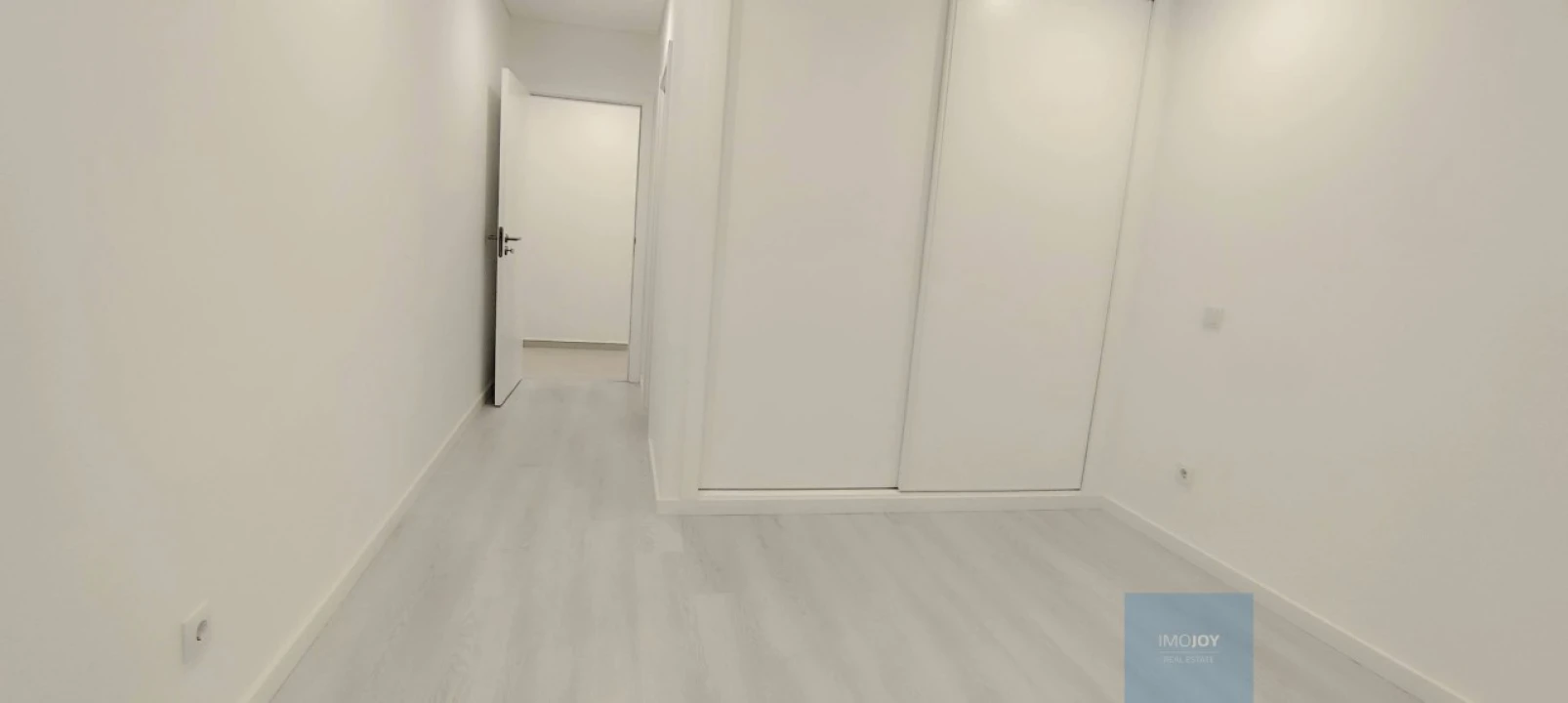 Apartamento T2 para Venda em Nazare Foto 24