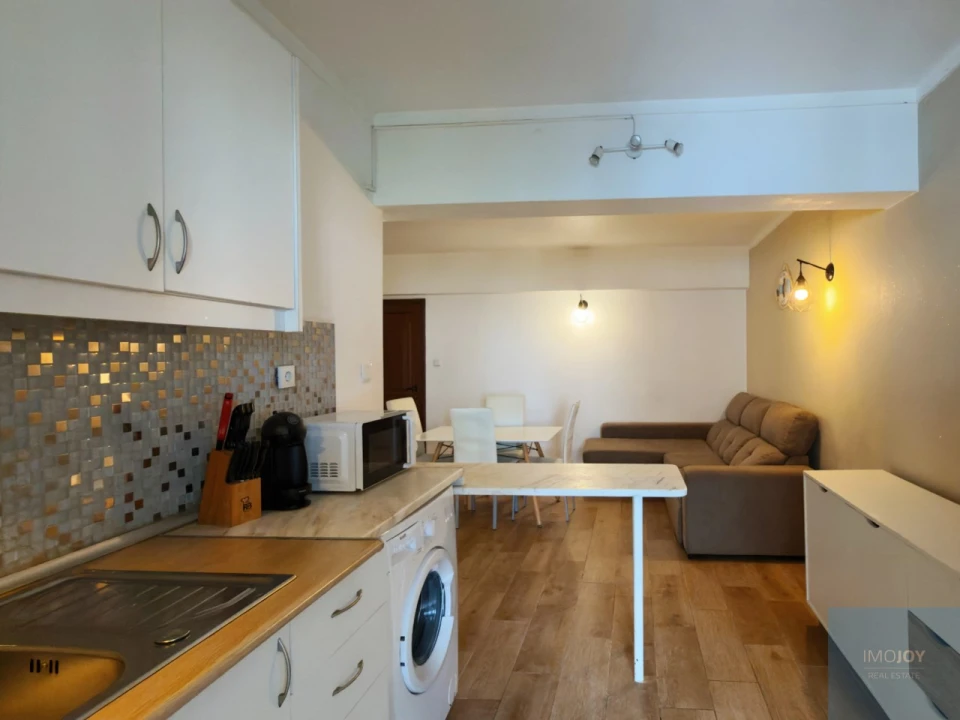 Apartamento T1 para Venda em Portimão Foto 5